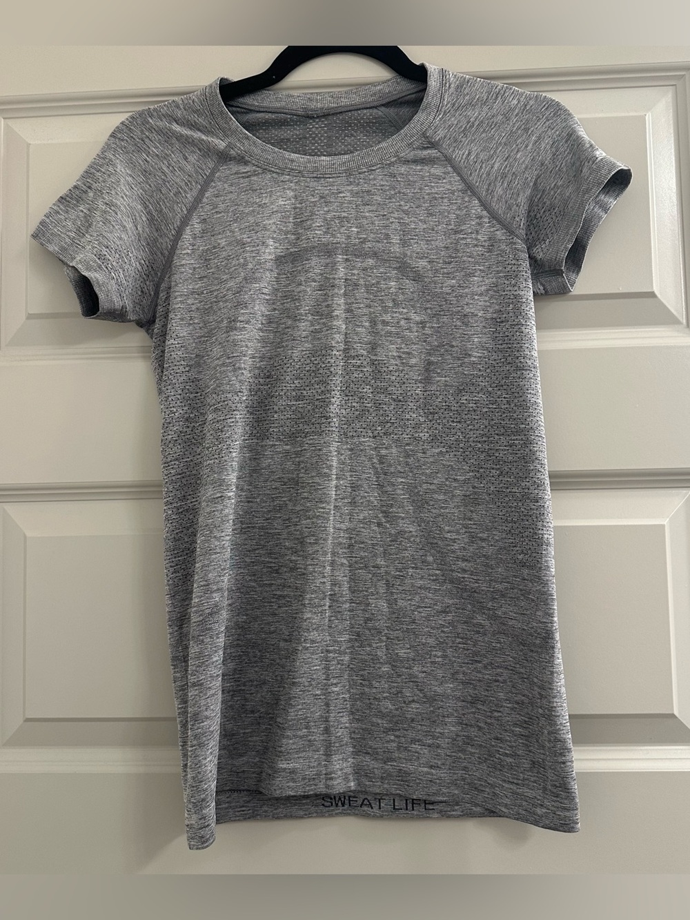 Lululemon Swiftly Tech Short Sleeve - Picture 1 of 4